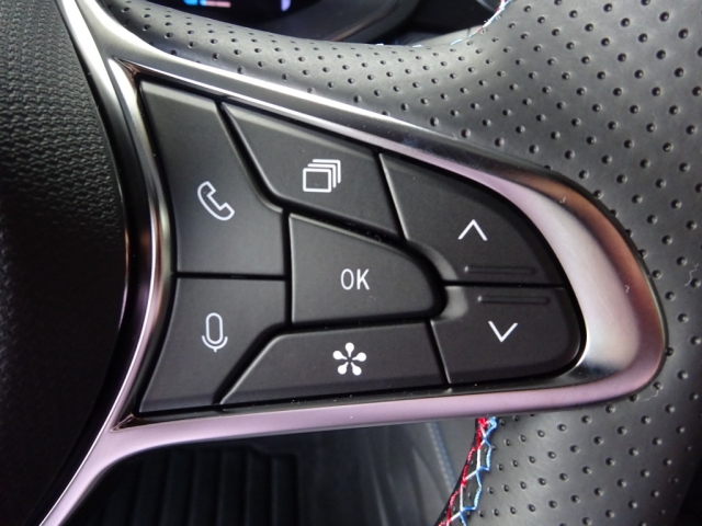 Renault - CAPTUR ESPRIT ALPINE E-TECH FULL HYBRID 160