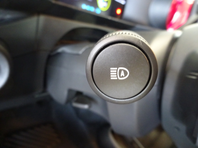 Renault - TWINGO E-TECH ELECTRIC Techno 80 PS urban range