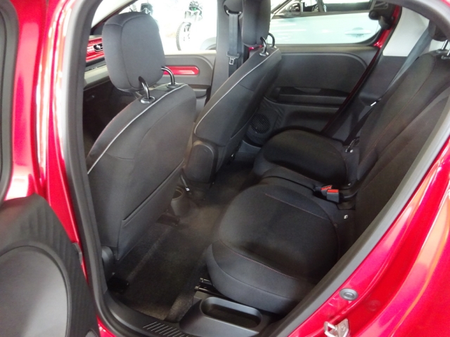 Renault - TWINGO E-TECH ELECTRIC Techno 80 PS urban range