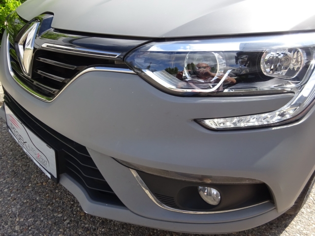 Renault - MEGANE Limited TCe 100