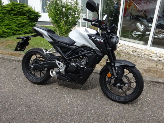 Honda - CB 125R