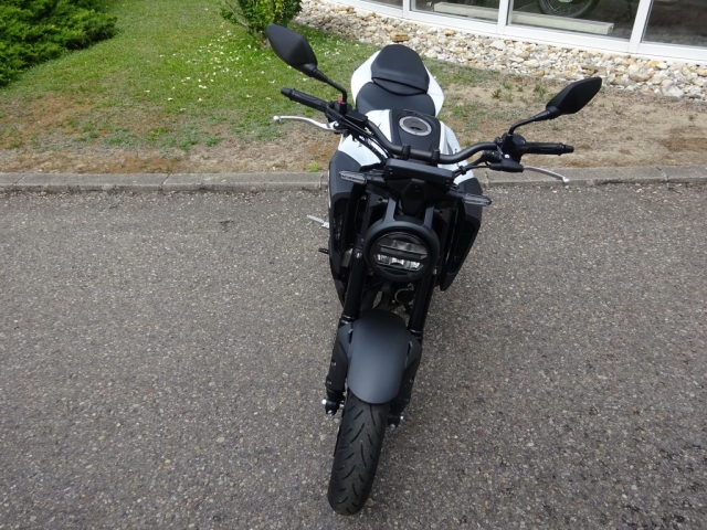 Honda - CB 125R