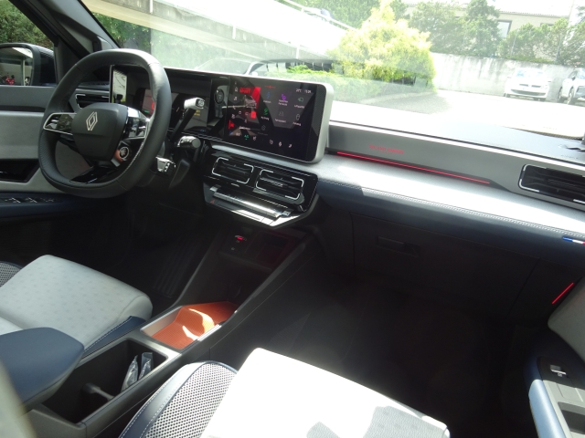 Renault - R5 E-Tech Electric Roland Garros
