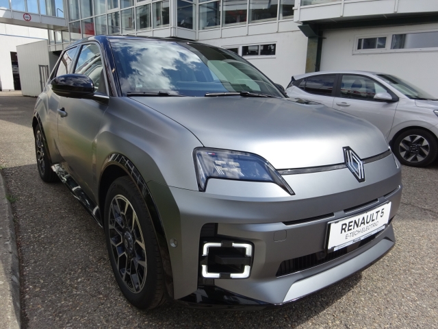 Renault - R5 E-Tech Electric Roland Garros