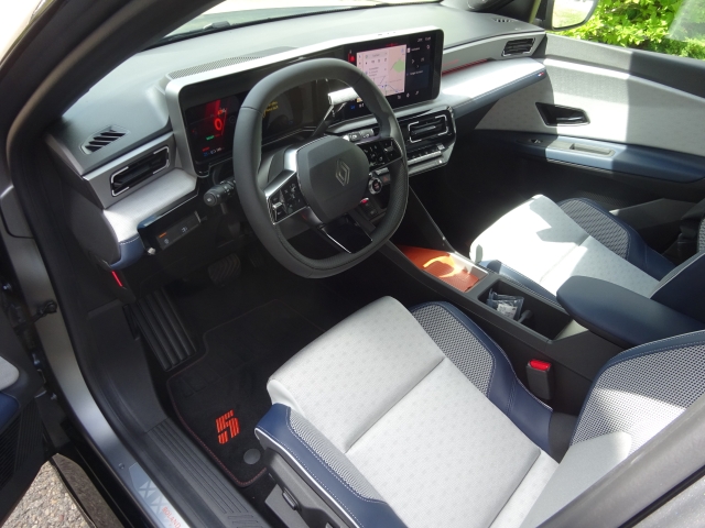 Renault - R5 E-Tech Electric Roland Garros