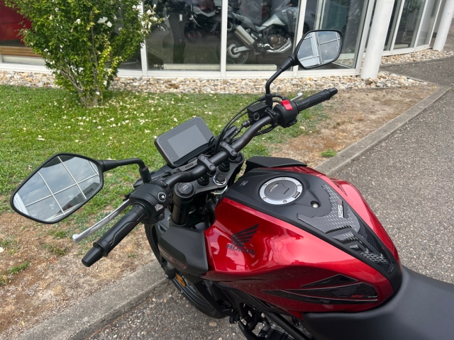 Honda - CB 125R