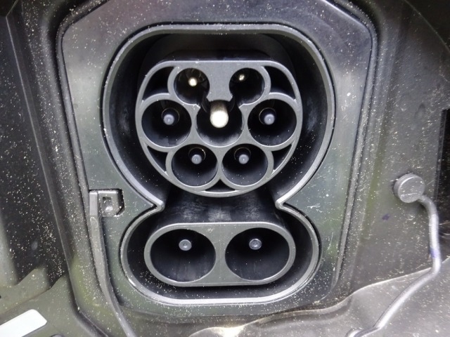 Renault - TWINGO E-TECH ELECTRIC Techno 80 PS urban range