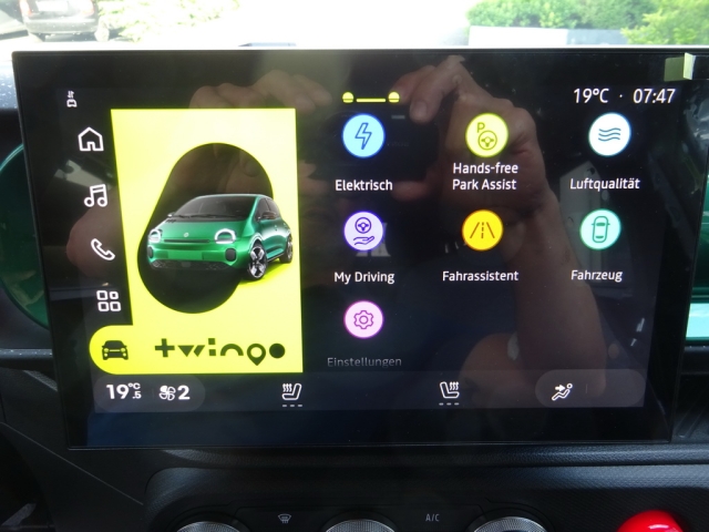 Renault - TWINGO E-TECH ELECTRIC Techno 80 PS urban range