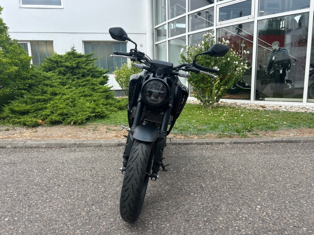 Honda - CB 125R
