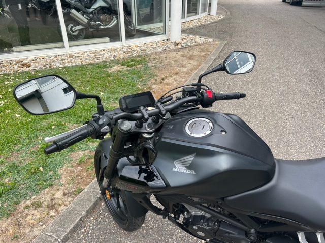 Honda - CB 125R