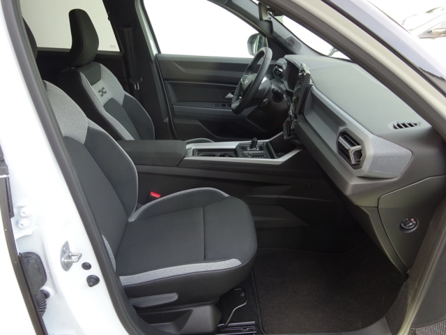Dacia - BIGSTER JOURNEY HYBRID 155