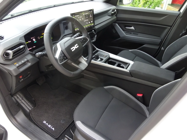 Dacia - BIGSTER JOURNEY HYBRID 155