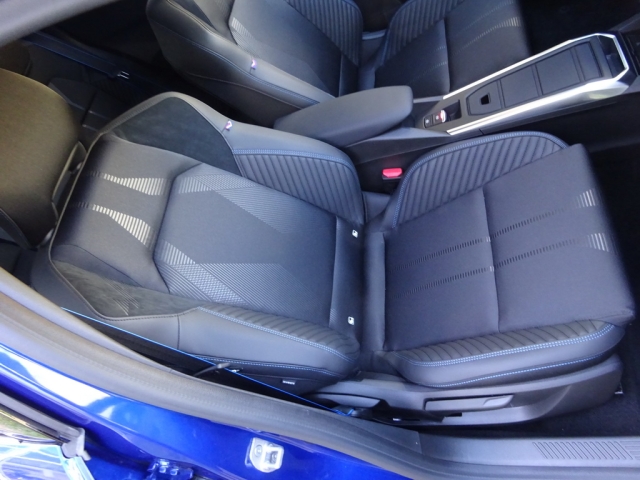 Renault - NEUER CLIO Esprit Alpine Full Hybrid E-Tech 160