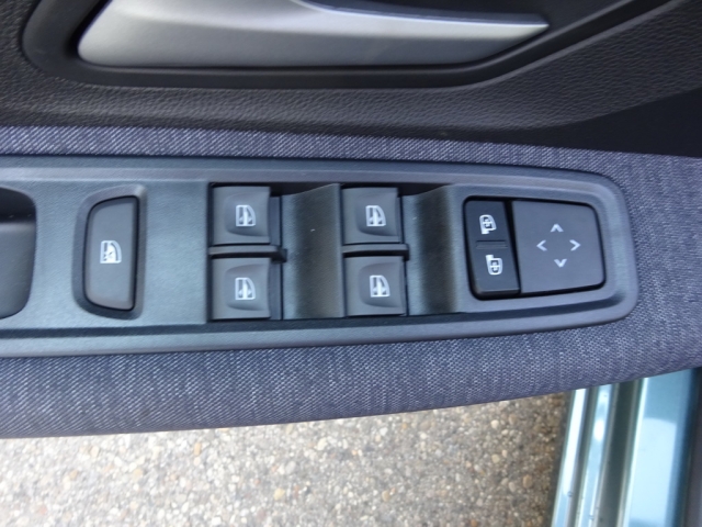 Dacia - SANDERO EXPRESSION TCe 100
