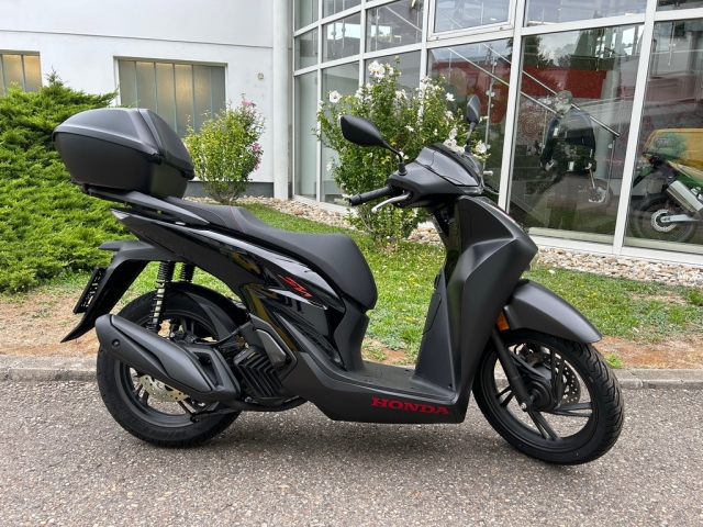 Honda - SH 125i mit SMART Top-Box