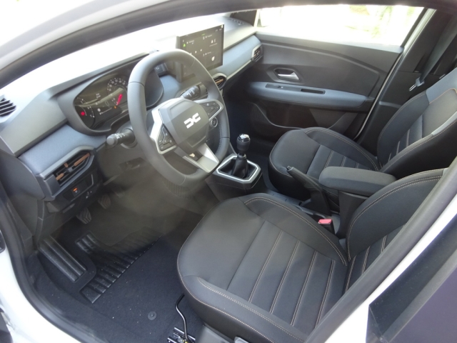 Dacia - SANDERO STEPWAY EXPRESSION TCe 110