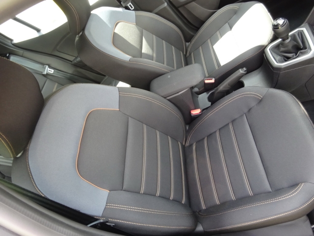 Dacia - SANDERO STEPWAY EXPRESSION TCe 110