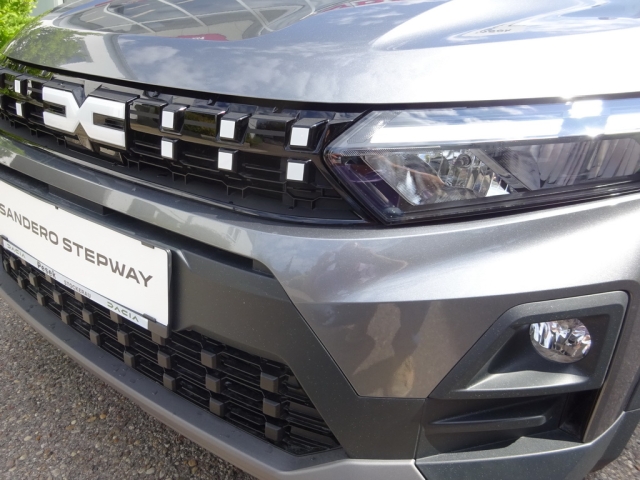 Dacia - SANDERO STEPWAY EXPRESSION TCe 110