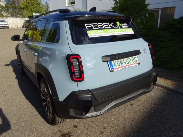 Renault - RENAULT 4 E-TECH ELECTRIC Iconic 150 PS comfort range