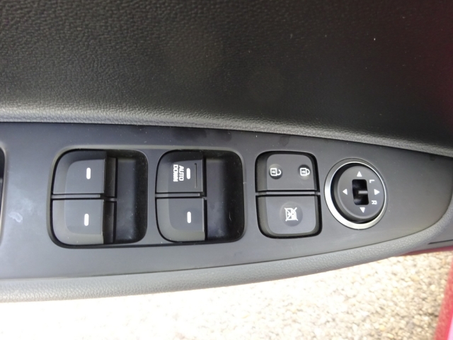 Hyundai - I10L3 PLUS 1,0 MT (304qq)