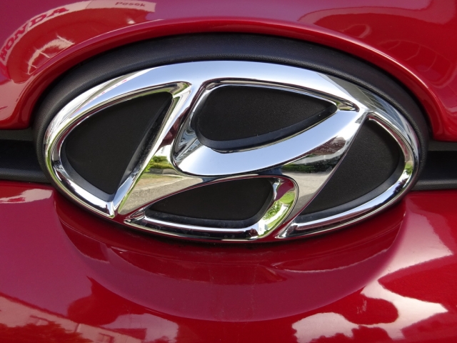 Hyundai - I10L3 PLUS 1,0 MT (304qq)