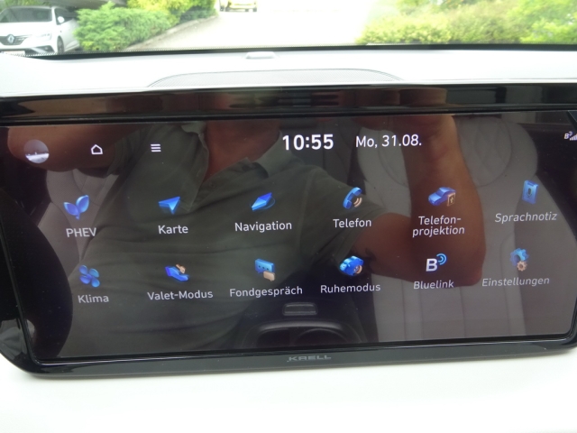 Hyundai - Santa Fe PHEV Luxury Line 1,6 T-GDi PHEV 4WD AT s1