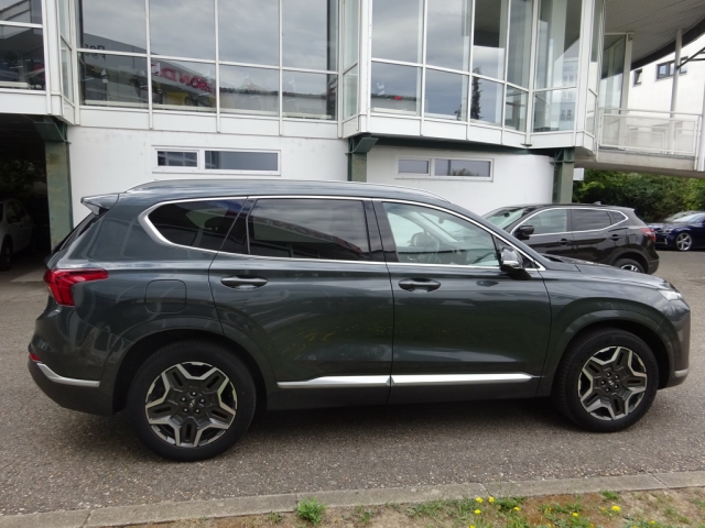 Hyundai - Santa Fe PHEV Luxury Line 1,6 T-GDi PHEV 4WD AT s1