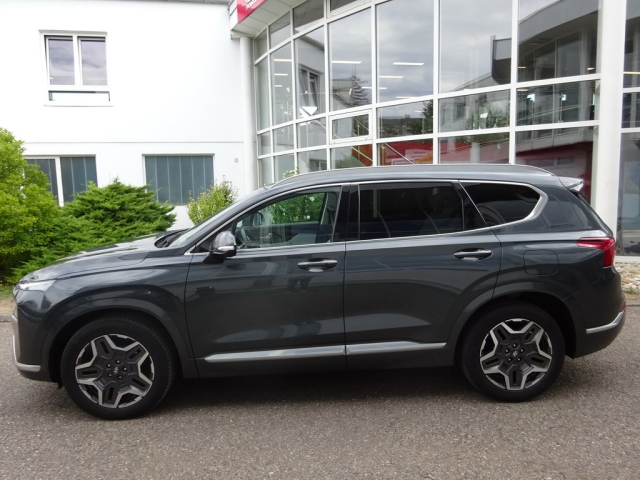 Hyundai - Santa Fe PHEV Luxury Line 1,6 T-GDi PHEV 4WD AT s1