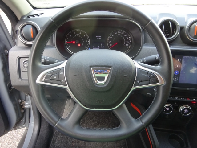 Dacia - DUSTER EXTREME TCe 150 4WD (A3 4 M3M 6US)