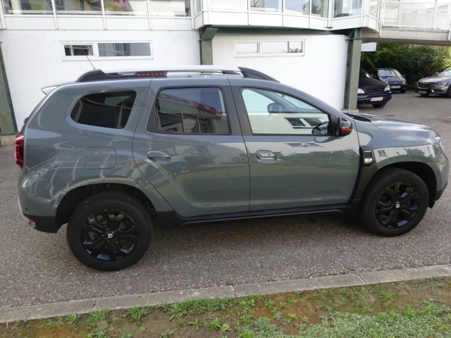 Dacia - DUSTER EXTREME TCe 150 4WD (A3 4 M3M 6US)