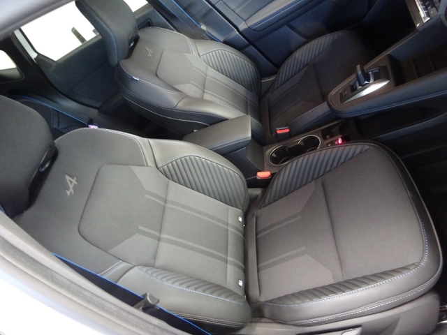 Renault - CAPTUR ESPRIT ALPINE E-TECH FULL HYBRID 160
