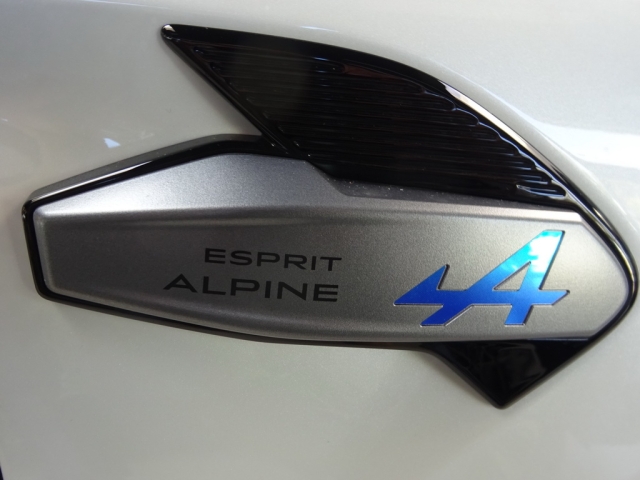 Renault - CAPTUR ESPRIT ALPINE E-TECH FULL HYBRID 160