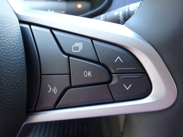 Dacia - SANDERO JOURNEY TCe 100