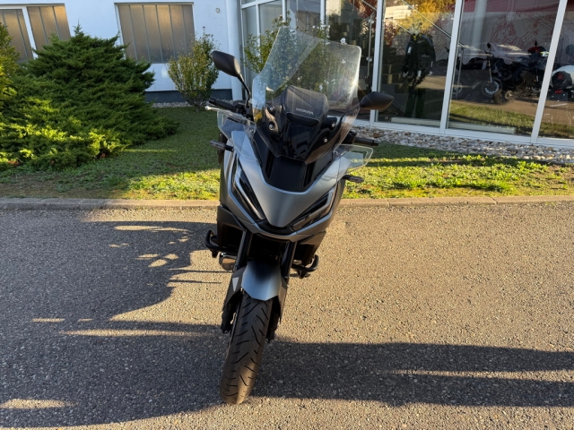 Honda - NT 1100 DCT