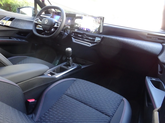 Renault - NEUER CLIO Techno TCe 115