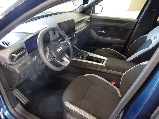 Dacia - BIGSTER JOURNEY HYBRID 155
