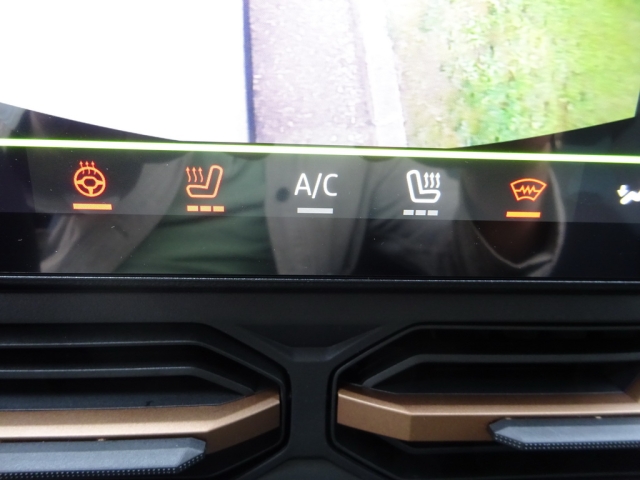 Dacia - BIGSTER EXTREME HYBRID 155