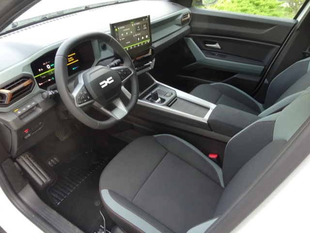 Dacia - BIGSTER EXTREME HYBRID 155