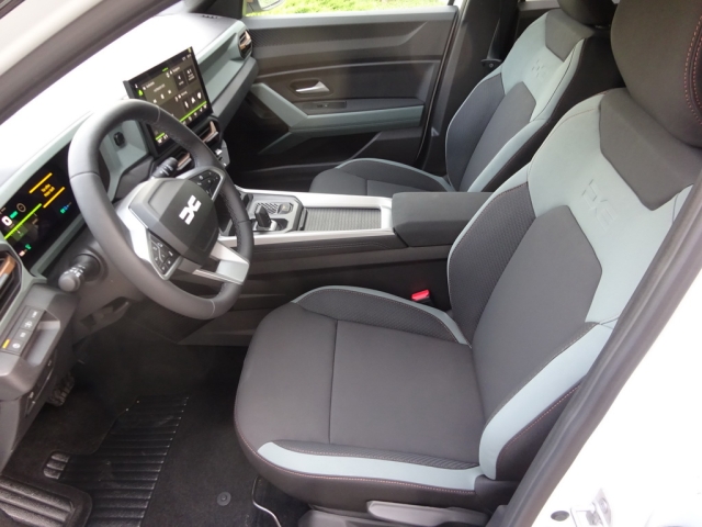 Dacia - BIGSTER EXTREME HYBRID 155