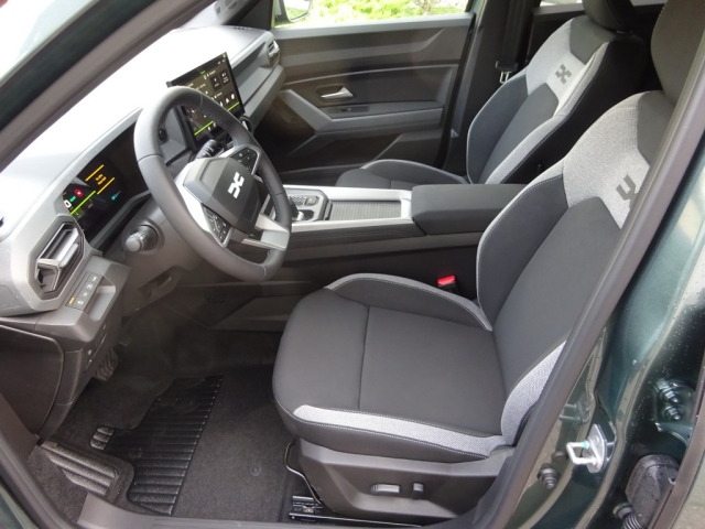 Dacia - BIGSTER JOURNEY HYBRID 155