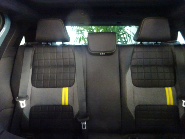 Renault - RENAULT 4 E-TECH ELECTRIC Iconic plein sud®